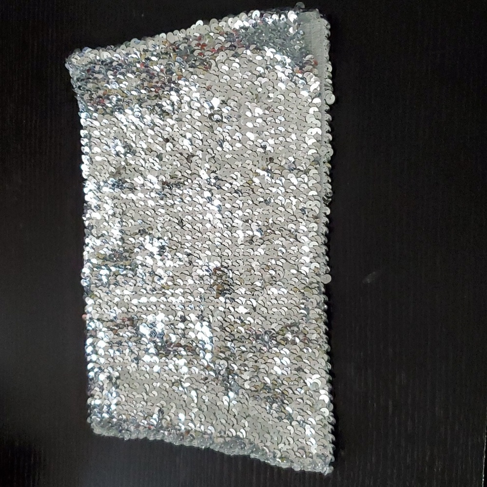 🎄5/$30🎄Silver Sequin Tube Top